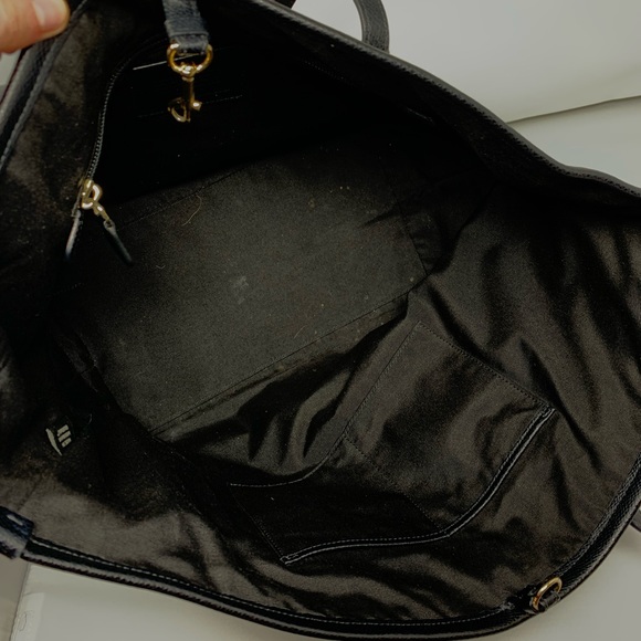 Coach Black Leather Tote Bag with Clip-Closure - Picture 7 of 9